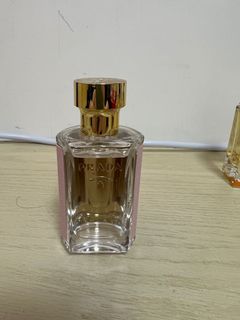 （分類：）位於 。 由 aforapplebforboy 提交（商品編號 1140706088，圖片 1）。簡介： 。