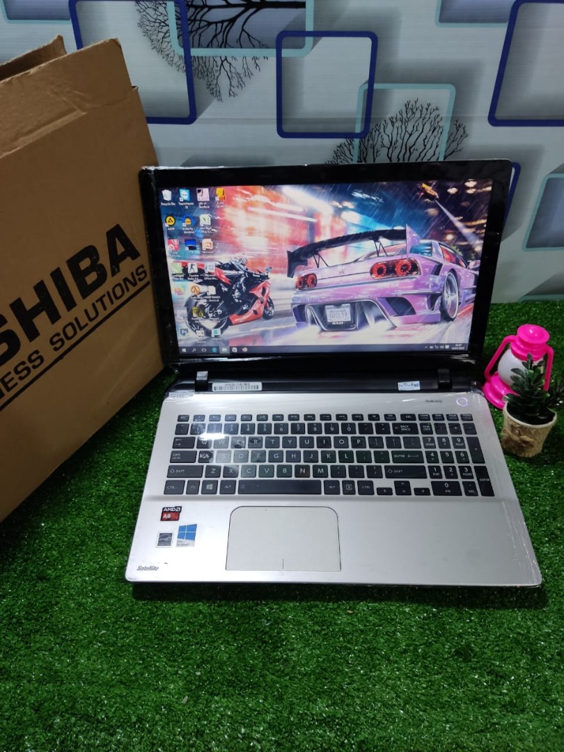 Laptop Toshiba Siap Pakai Fitur Lengkap, Elektronik, Komputer, Laptop
