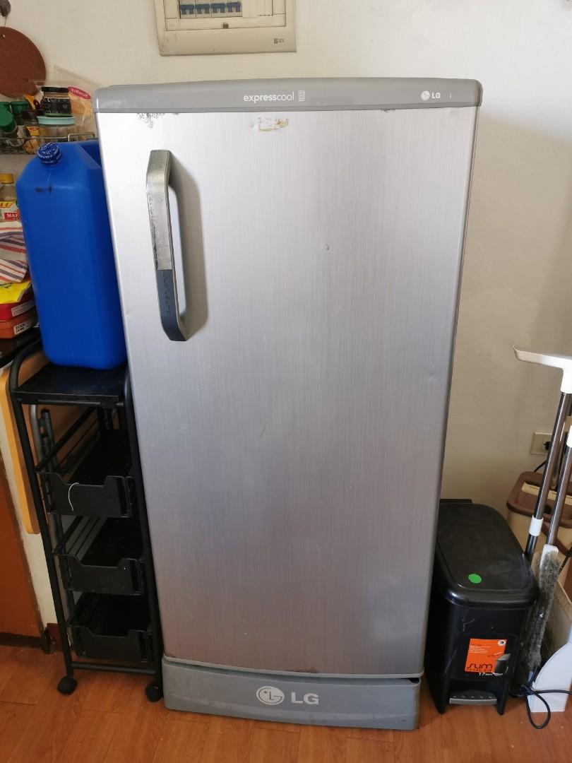 LG expresscool refrigerator, TV & Home Appliances, Kitchen Appliances