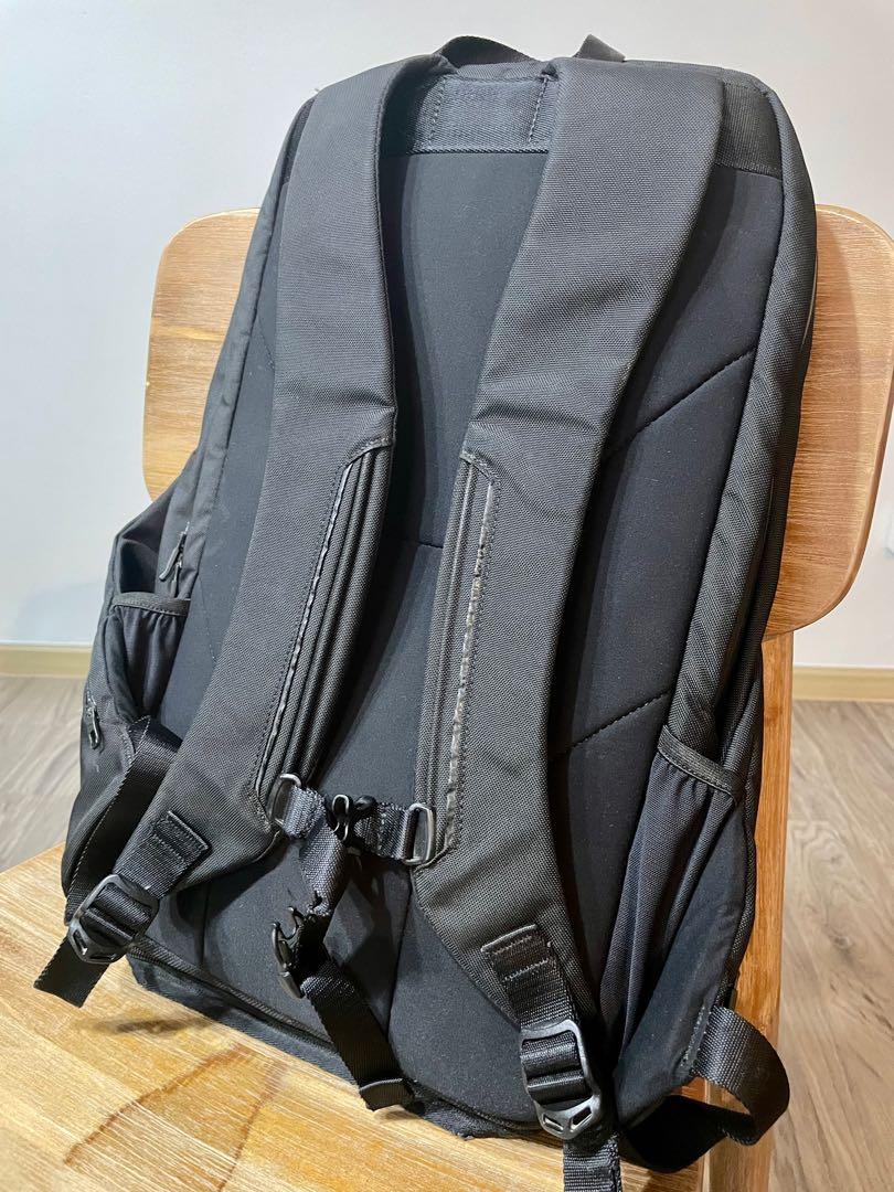 Lululemon Centered-Zip Backpack 21L