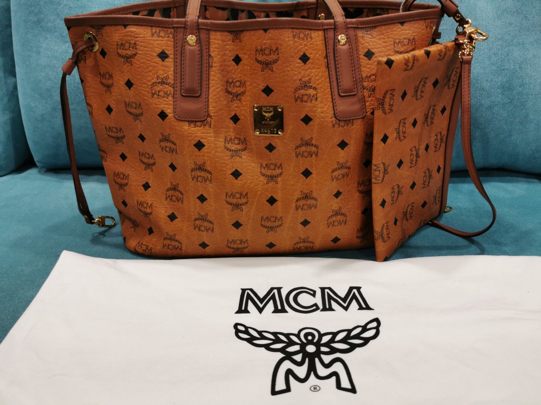 mcm shoulder pouch