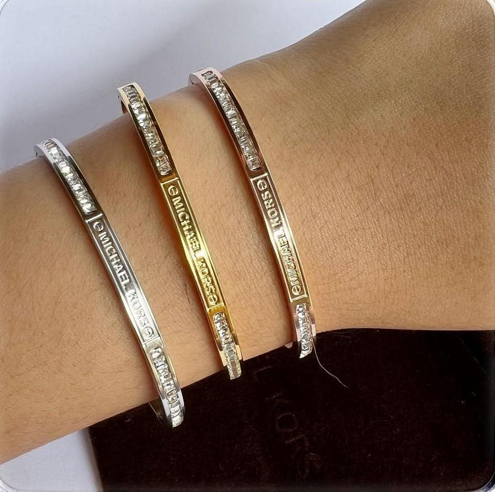 Michael kors sales bangle bracelet