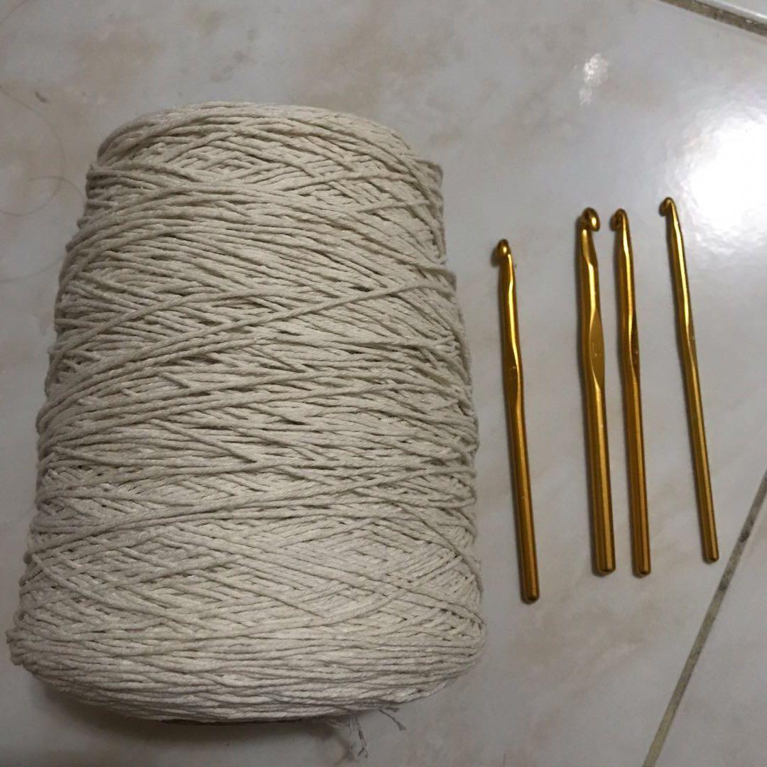 Monaco Undyed Cotton Yarn + Japan Surplus Hooks, Hobbies & Toys