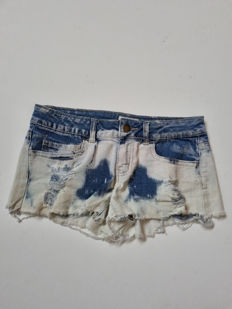 Mudd ripped acid wash shorts, Women's 