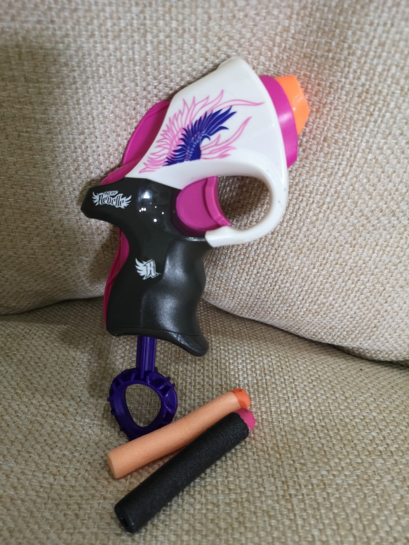 Toy Reviews - Nerf Rebelle Gun - The Toy Insider