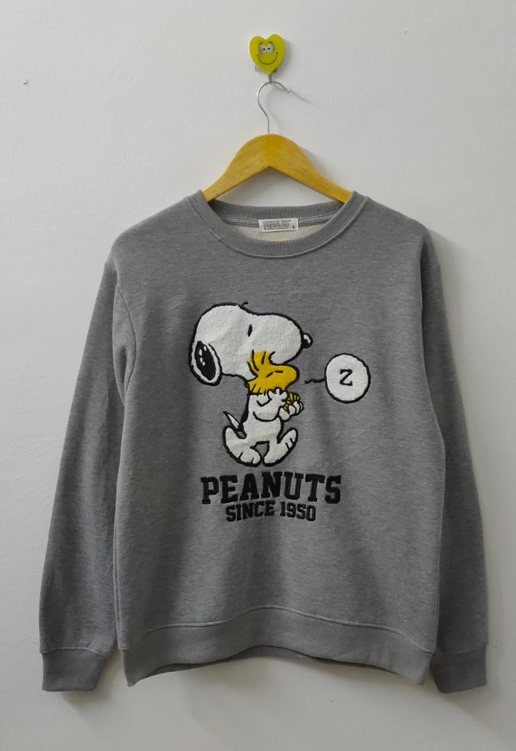 Peanuts Snoopy sweatshirt