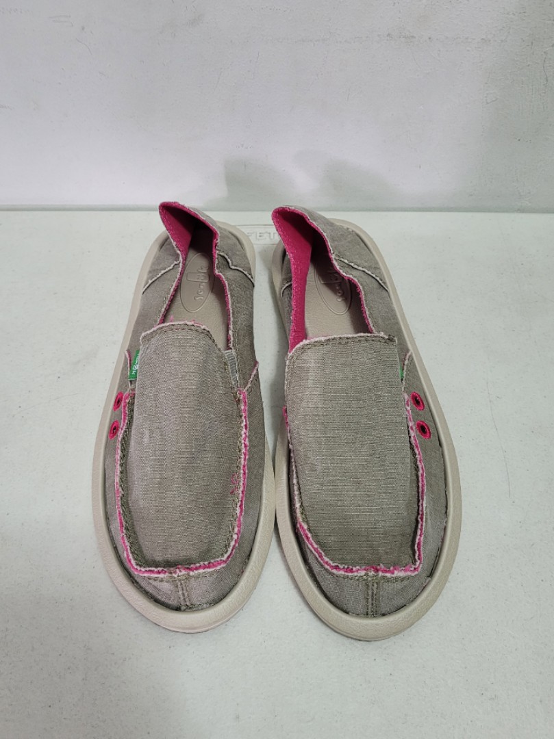 Sanuk Donna Distressed Canvass Grey and Pink Slip ons Sandals
