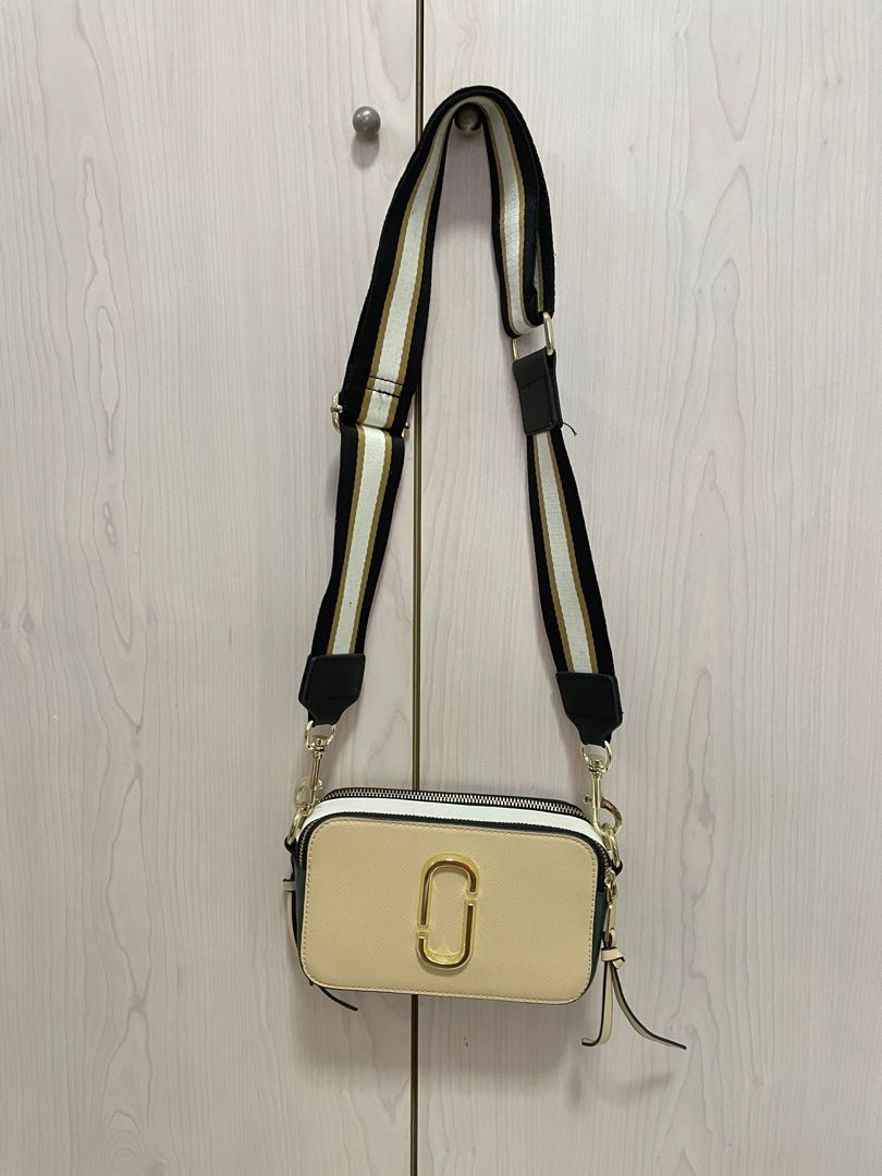 Snapshot camera Sling Bag, Women's Fashion, Bags & Wallets, Crossbody