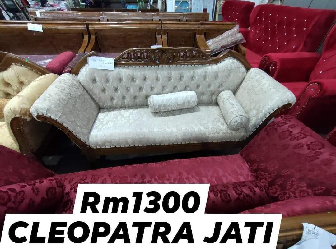 Cleopatra store sofa price