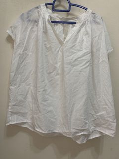 (Category: ) located in . Submitted by nk.preloved_ (Listing ID 1140698153, Image 1). Description: .