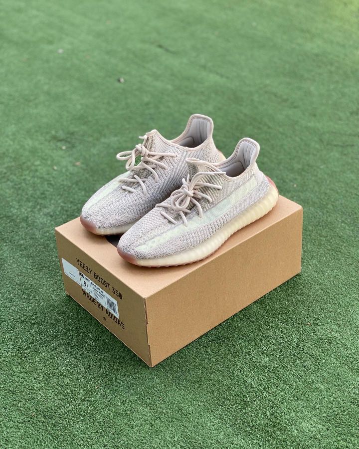 yeezy 350 citrin
