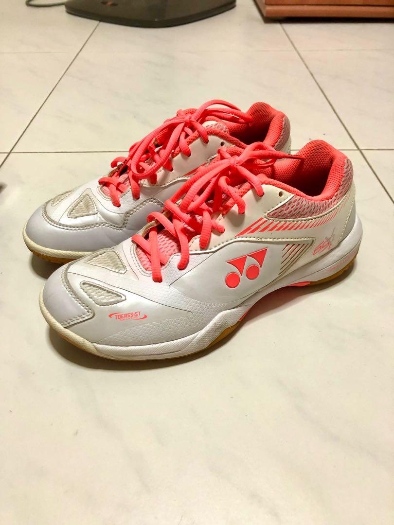 Yonex Power Cushion Badminton shoes Sports Equipment Sports
