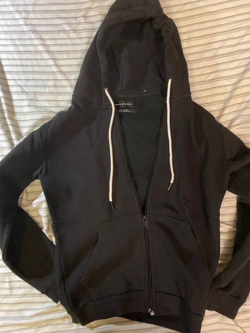 Zara - Black Zip Hoodie - Sz S, Men's Fashion, Tops u0026 Sets, Hoodies on  Carousell