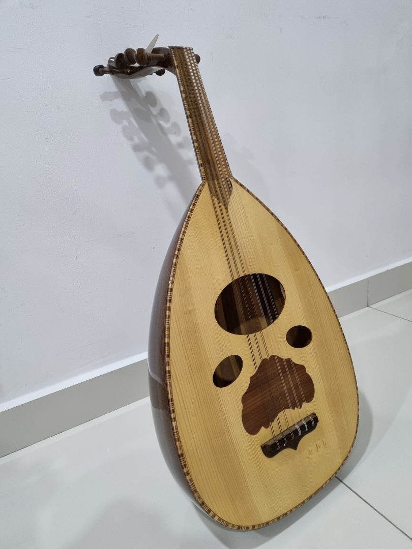 Ziryab oud sales