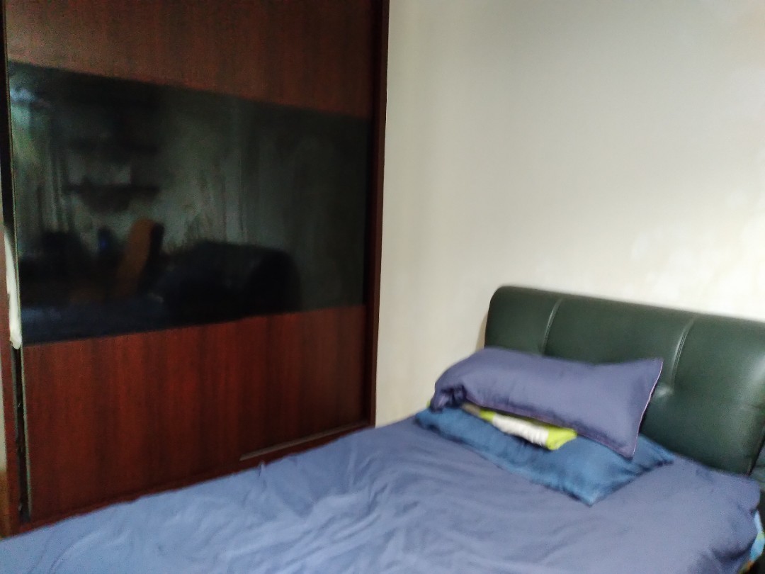 (Category: ) located in . Submitted by ace_teacher (Listing ID 1140881430, Image 1). Description: .