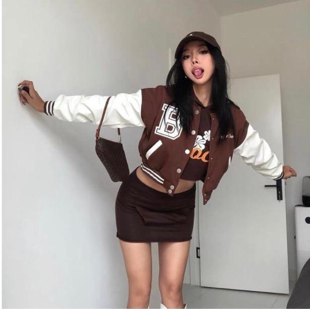 Aesthetic Cropped Varsity Jacket, Women's Fashion, Coats, Jackets and  Outerwear on Carousell