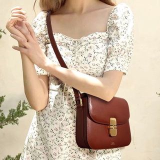 （分類：）位於 。 由 tinkle.storee 提交（商品編號 1140973595，圖片 1）。簡介： 。
