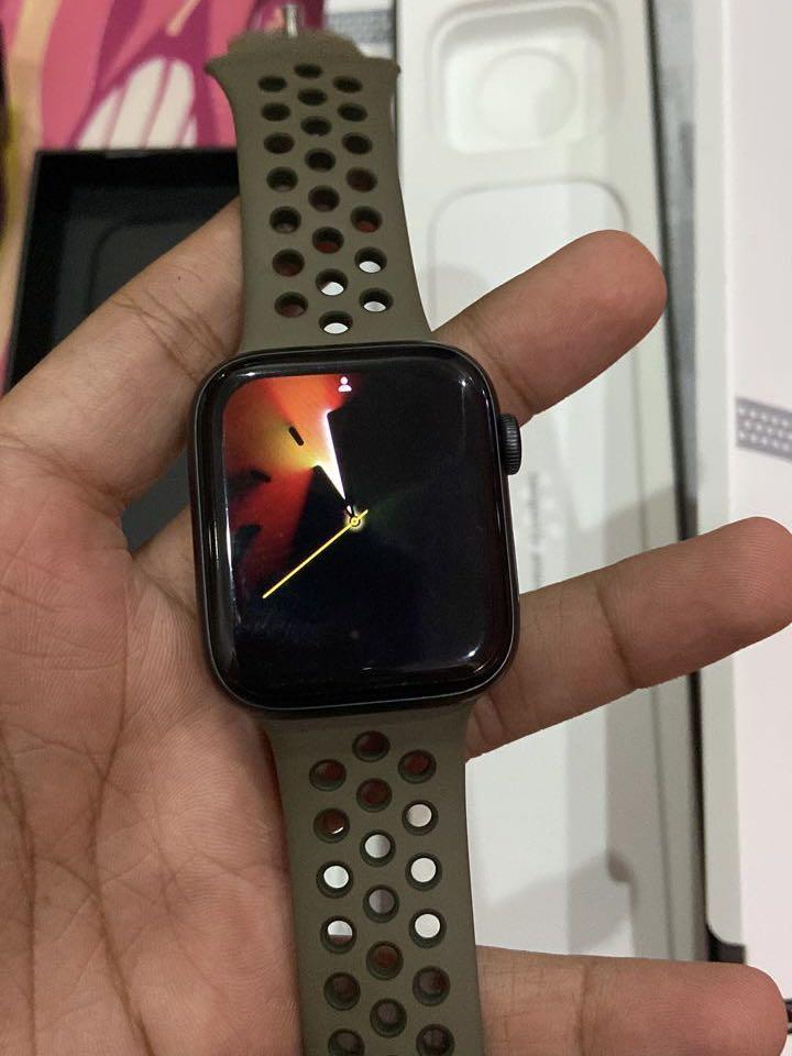 Apple Watch Nike SE（GPS + Cellularモデル) | angeloawards.com