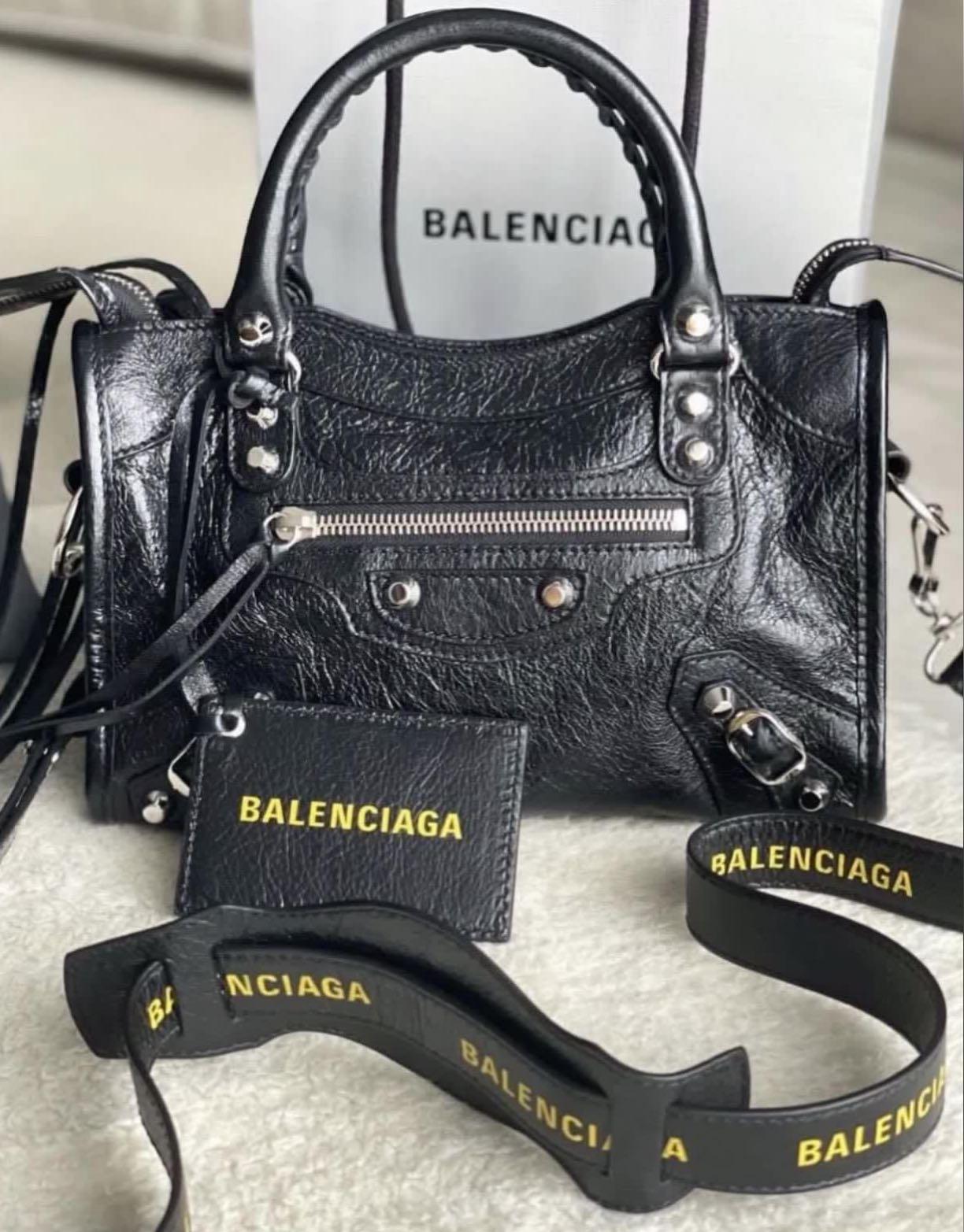 Balenciaga classic logo on sale strap