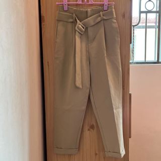 (Category: ) located in . Submitted by ivynne_wardrobe (Listing ID 1140927243, Image 1). Description: .
