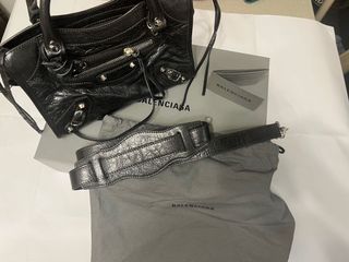 （分類：）位於 。 由 wchan084 提交（商品編號 1140953615，圖片 1）。簡介： 。