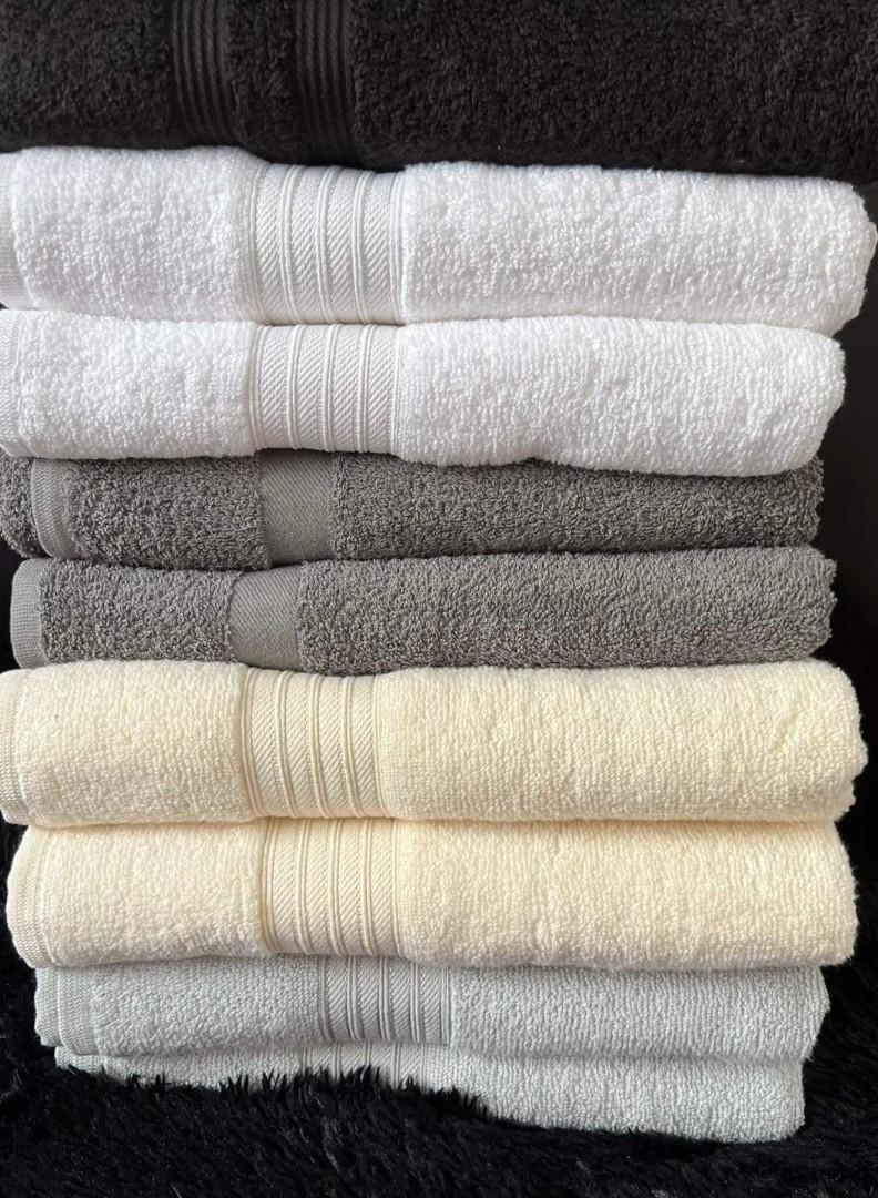 BATH TOWEL (Category: Bath) located in San Juan City. Submitted by ccmalinao (Listing ID 1140851647, Image 1). Description: 🔹SIZE: BATH TOWEL 27x54 🔹💯COTTON 🔹💯ABSORBENT.