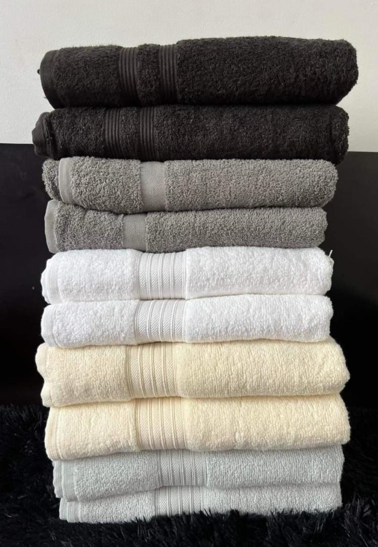 BATH TOWEL (Category: Bath) located in San Juan City. Submitted by ccmalinao (Listing ID 1140851647, Image 2). Description: 🔹SIZE: BATH TOWEL 27x54 🔹💯COTTON 🔹💯ABSORBENT.