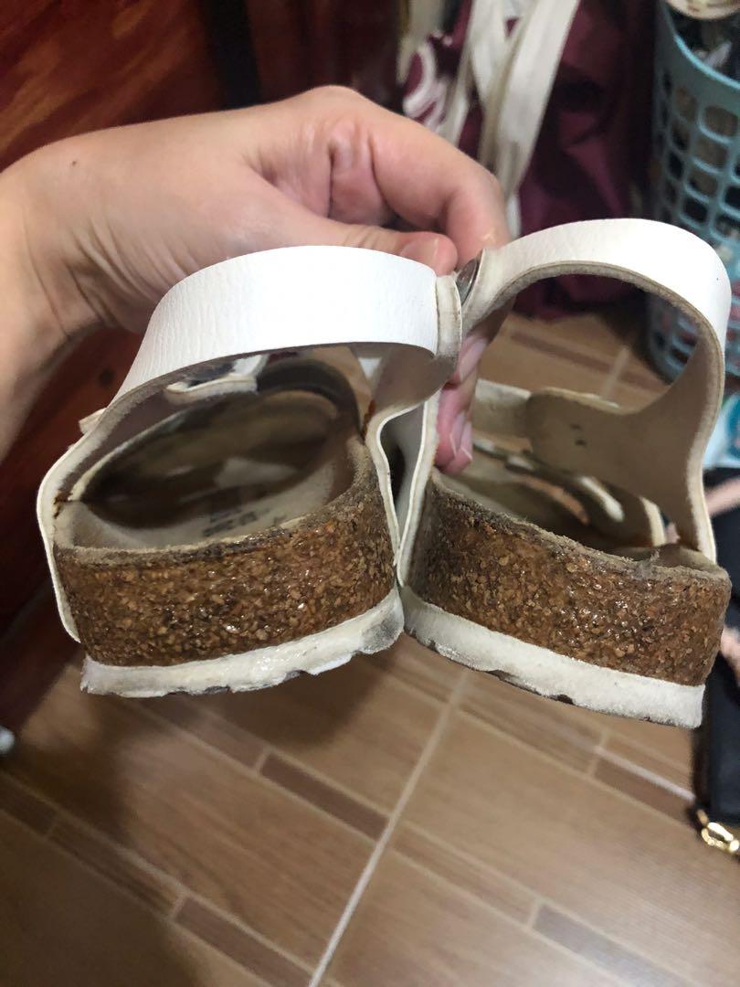 Birkenstock Korsika size 36 (Category: Flats & Sandals) located in Quezon City. Submitted by mamakeng (Listing ID 1140914683, Image 3). Description: preloved as is, lahat po nsa picture na :) Thank you.