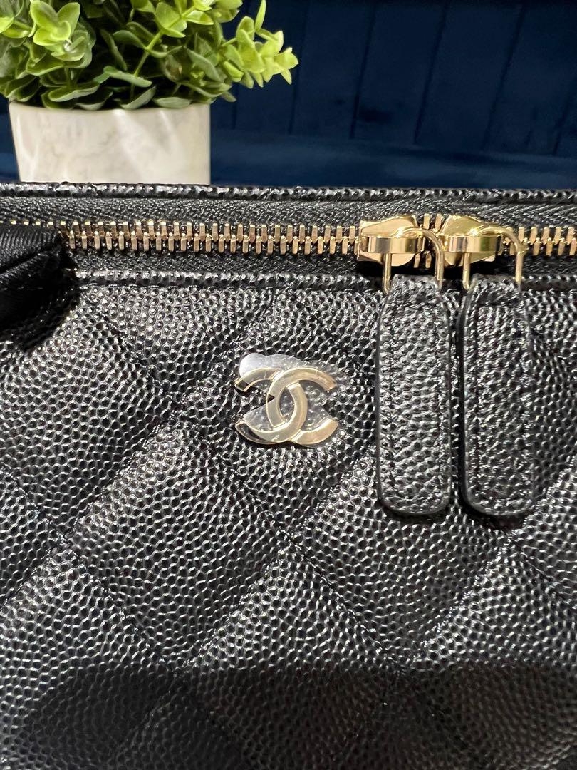 CHANEL 22C VANITY RECTANGULAR BLACK CAVIAR WITH CLASSIC CHAIN, Luxury, Bags  & Wallets on Carousell