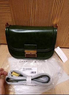 （分類：）位於 。 由 anne1584 提交（商品編號 1140995676，圖片 1）。簡介： 。