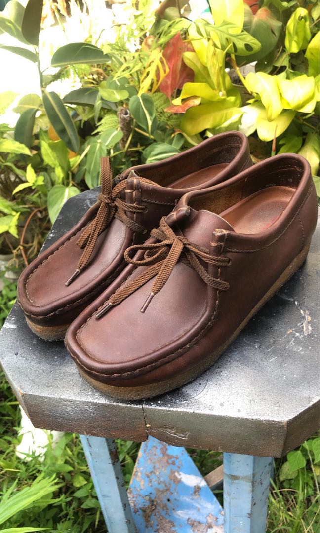 clarks wallabee beeswax leather