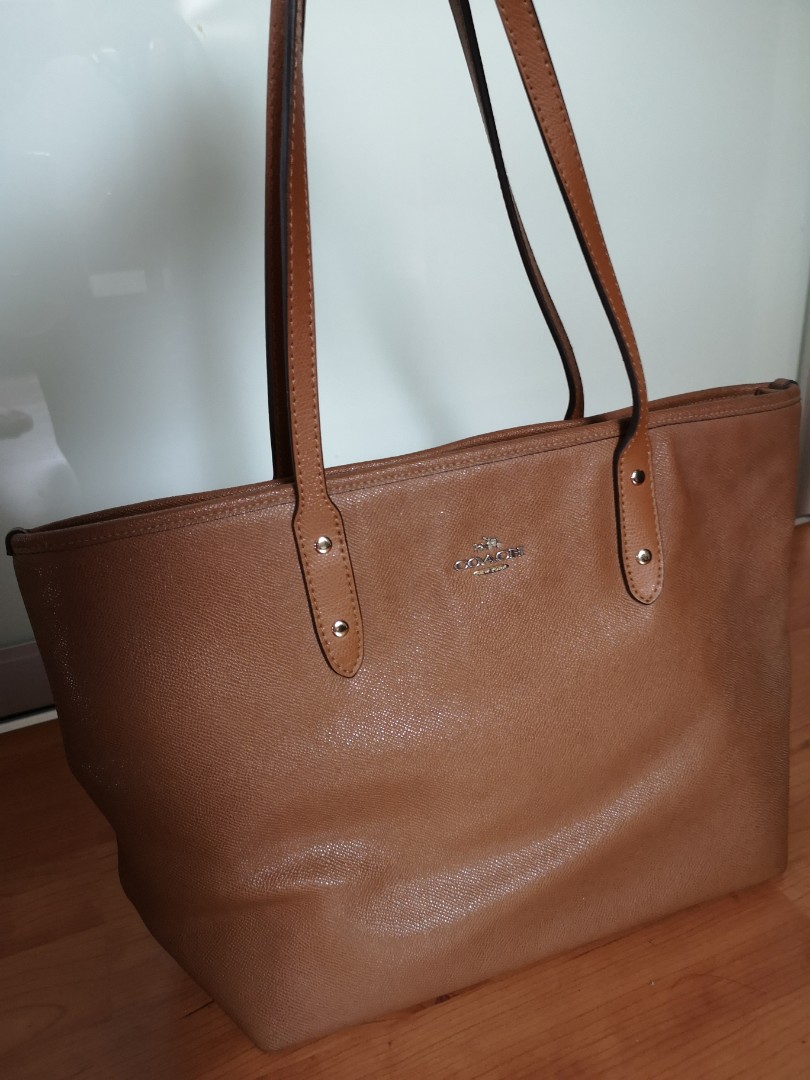 Coach Brown Tote Leather Bag, Luxury, Bags & Wallets on Carousell
