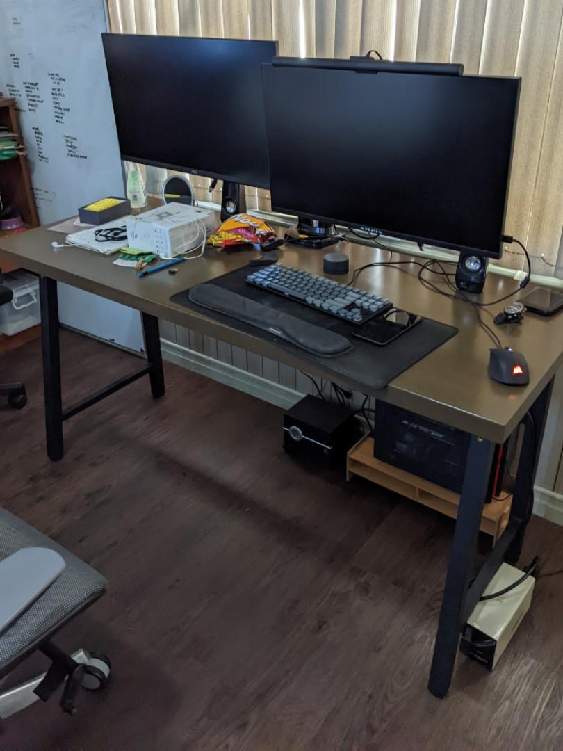 Computer desk avmake hamilton, Furniture & Home Living, Office