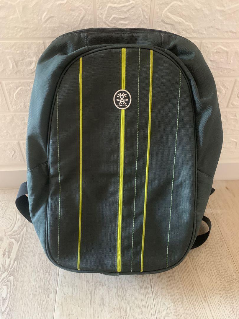 Crumpler backpack 60 Queenstown MRT, Men's Fashion, Bags
