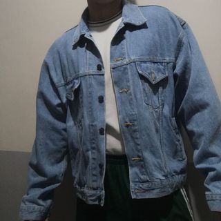 (Category: ) located in . Submitted by dericktan33 (Listing ID 1140966806, Image 1). Description: .