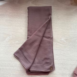 (Category: ) located in . Submitted by thriftwithaini (Listing ID 1140943444, Image 1). Description: .