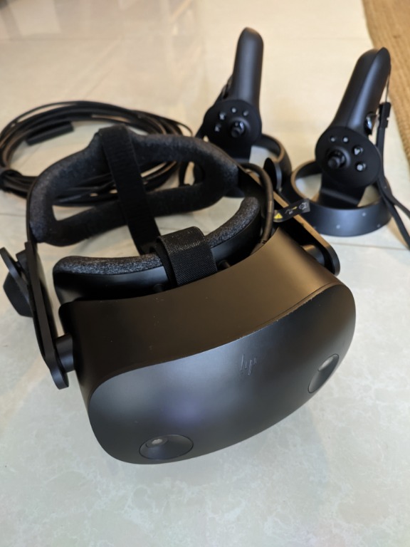 HP Reverb G2 VR Virtual Reality Headset and Controllers, Video Gaming