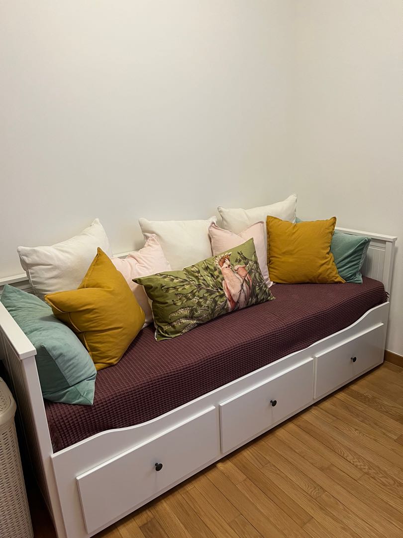 Ikea hemnes daybed with mattresses, Furniture & Home Living, Furniture