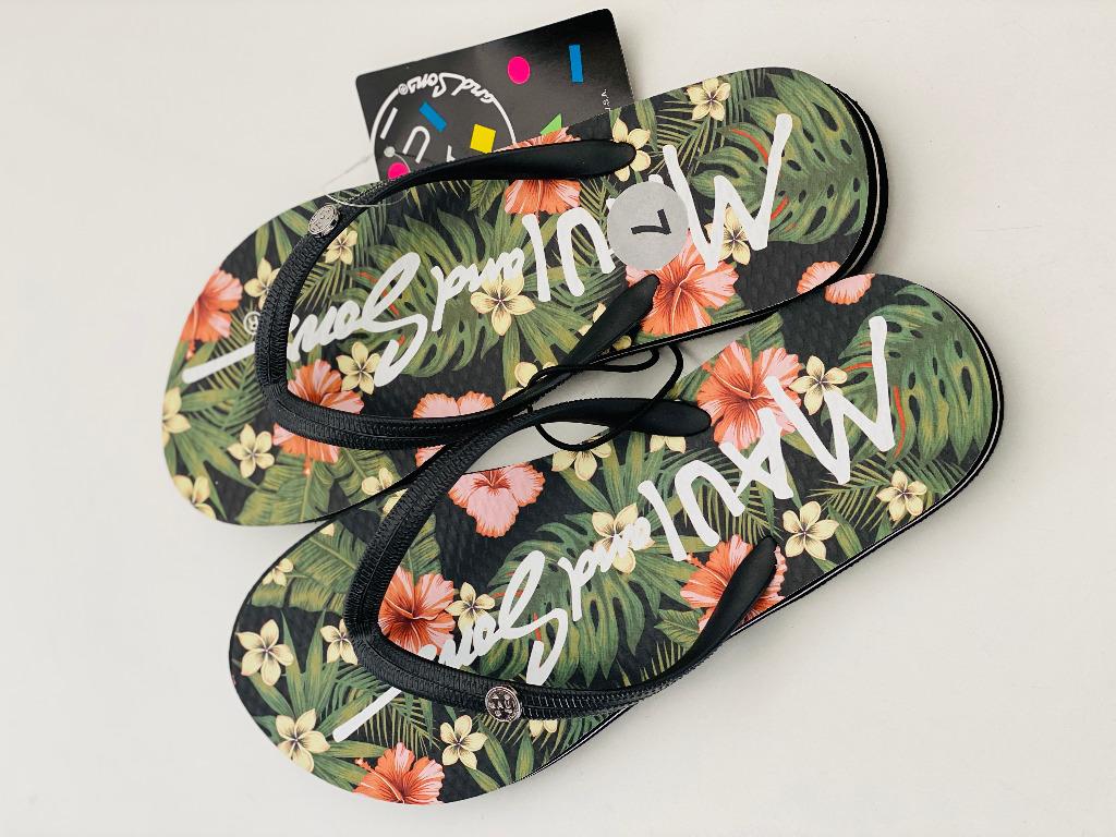 Maui and sons flip flops store