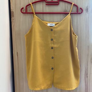 (Category: ) located in . Submitted by ivynne_wardrobe (Listing ID 1140925257, Image 1). Description: .