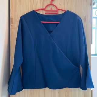 (Category: ) located in . Submitted by ivynne_wardrobe (Listing ID 1140903620, Image 1). Description: .