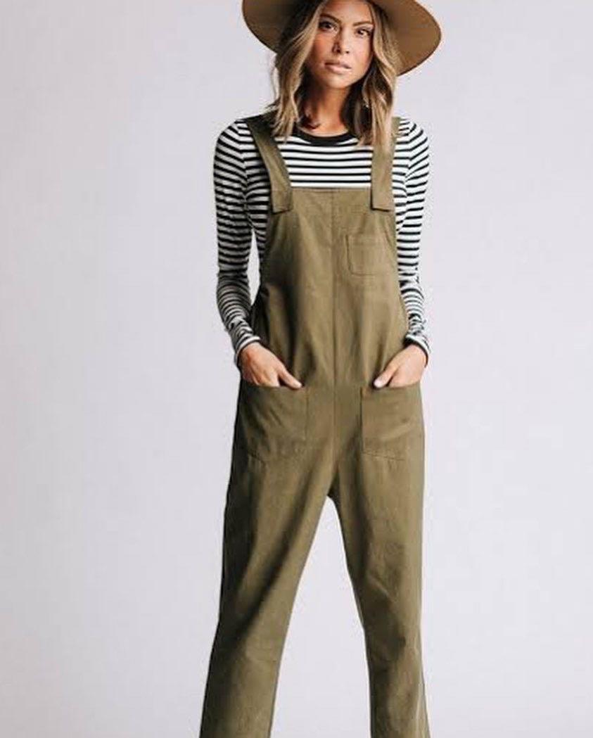 New Olive green overalls medium 42 waist wide leg P1,200, Women's