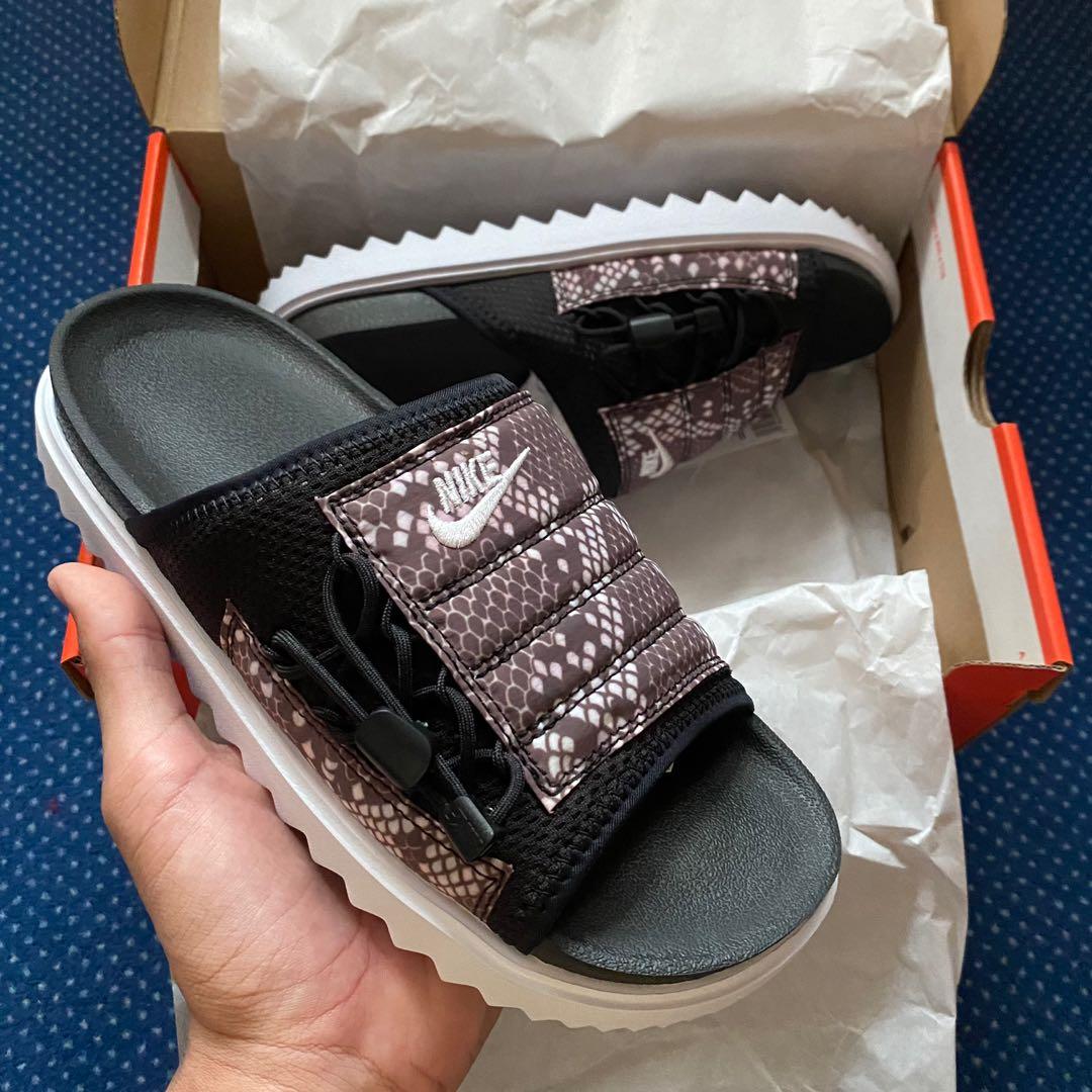 Nike asuna 2025 slide for women