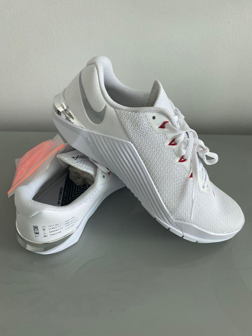NIKE Men's Metcon 5 Shoes Sneakers with Squat Thrusters US 11, Men's  Fashion, Footwear, Sneakers on Carousell