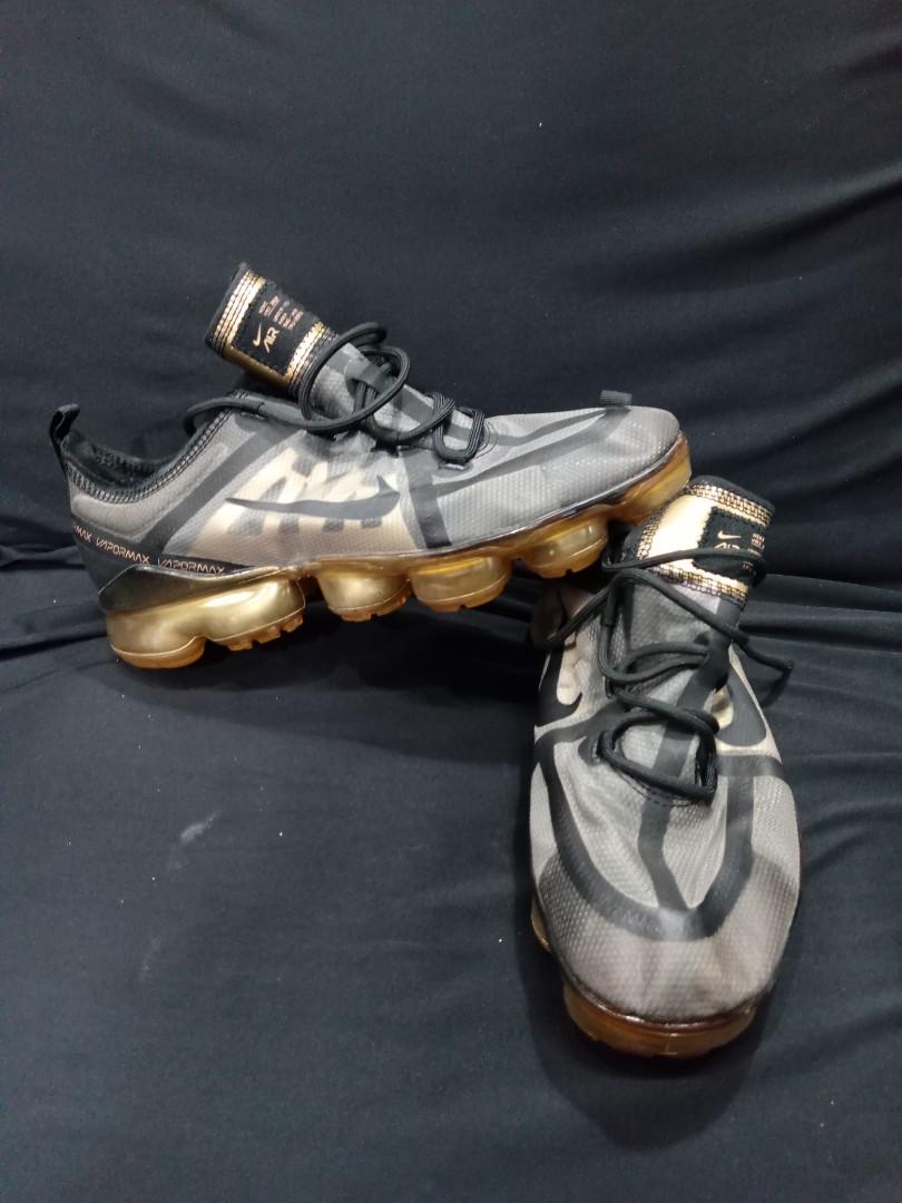 Nike Vapormax Ukuran 43, Fesyen Pria, Sepatu , Sneakers di Carousell