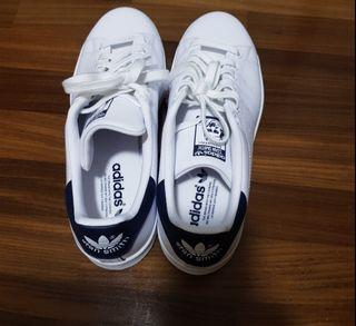 Adidas Sports Shoe, Women's Fashion, Footwear, Sneakers on Carousell