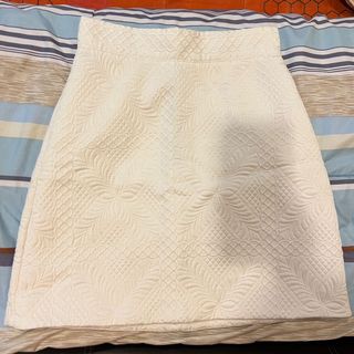 (Category: ) located in . Submitted by ivynne_wardrobe (Listing ID 1140955352, Image 1). Description: .