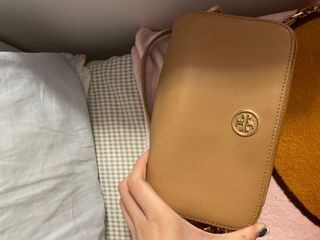 （分類：）位於 。 由 boubousss 提交（商品編號 1140995737，圖片 1）。簡介： 。