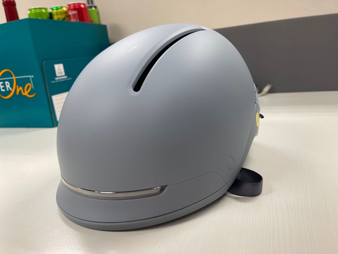 unit 1 snowboard helmet