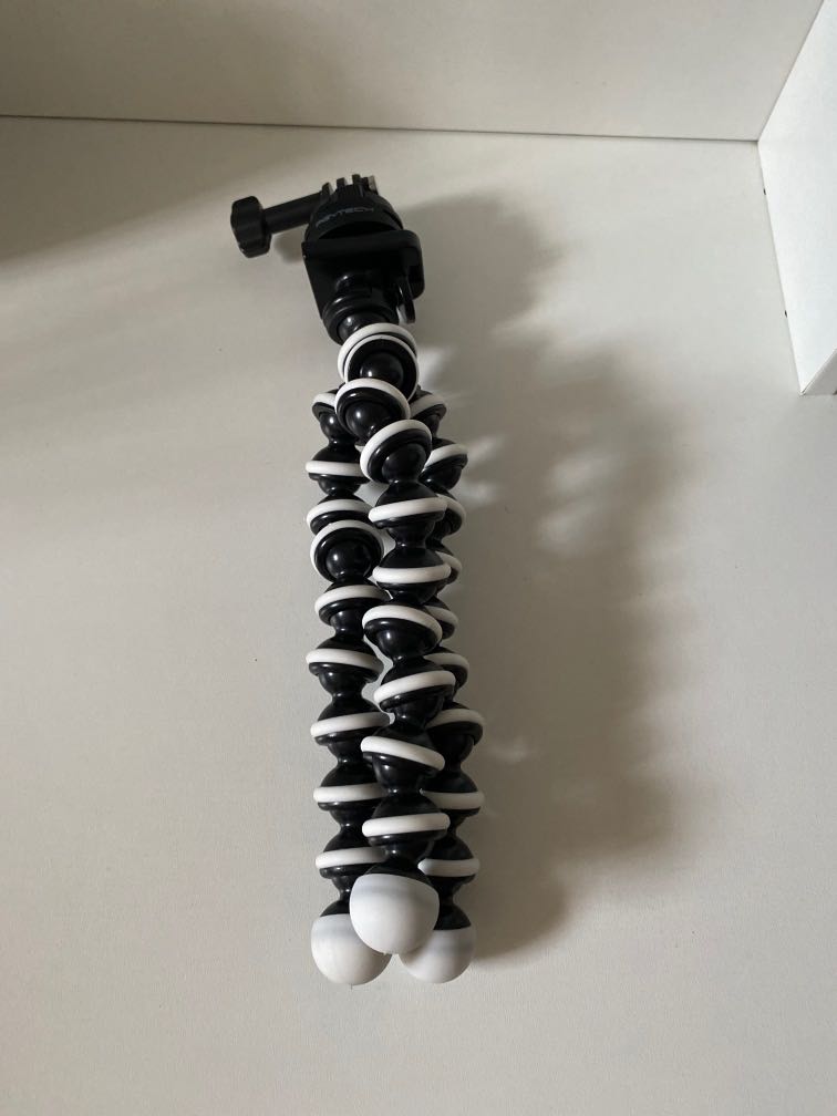 Universal Tripod stand, Photography, Photography Accessories, Tripods